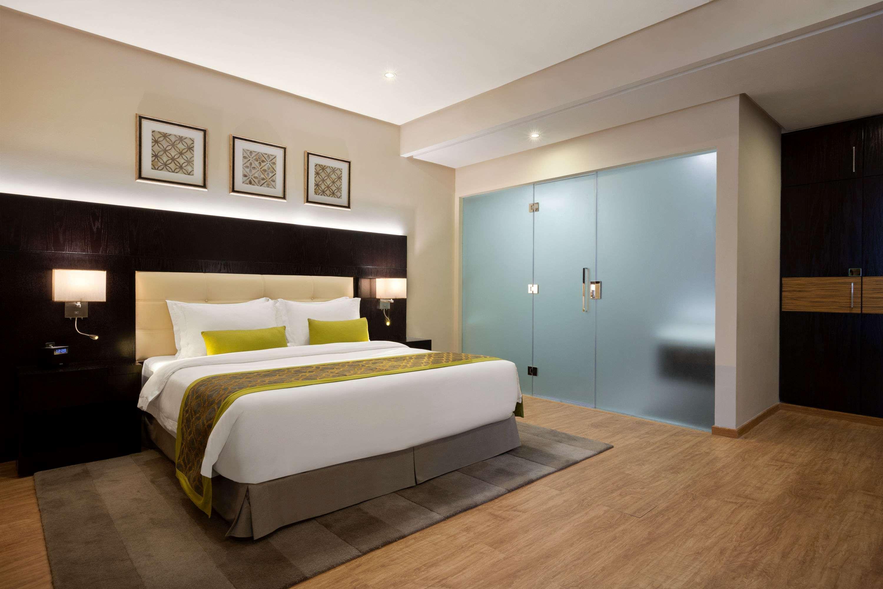 Wyndham Garden Manama Hotel Ngoại thất bức ảnh